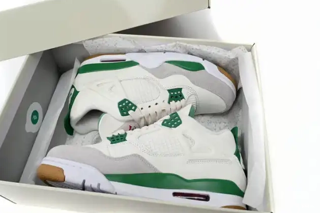 Boostmaster lin SB DR5415-103 Pine 4 Jordan Green Retro 0616